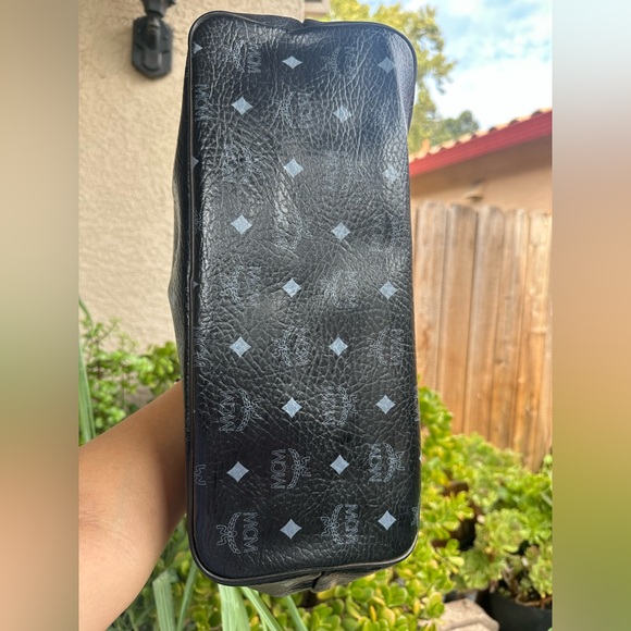 MCM Princess Lion patchwork Leather Tote Bag - Picture 3 of 12